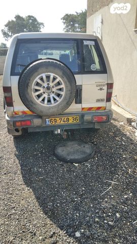 מודעת רכב איסוזו טרופר