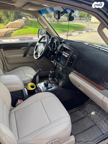 מודעת רכב מיצובישי פג'רו