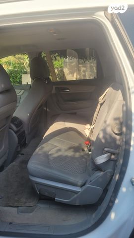 שברולט טראוורס