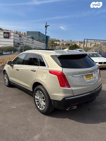קאדילק XT5