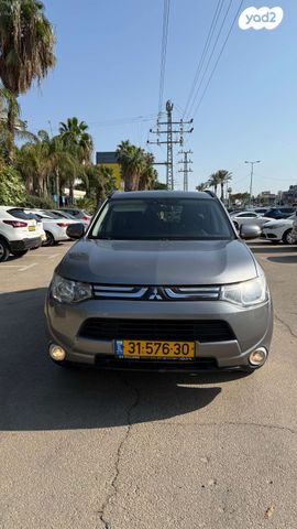 מיצובישי אאוטלנדר