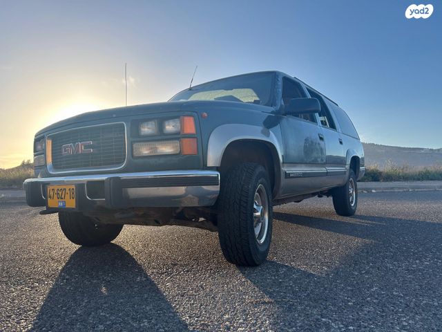 מודעת רכב ג'י.אם.סי סאברבן