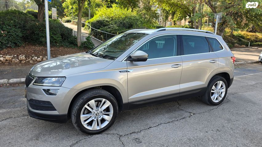 מודעת רכב סקודה קארוק