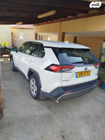 מודעת רכב טויוטה RAV4