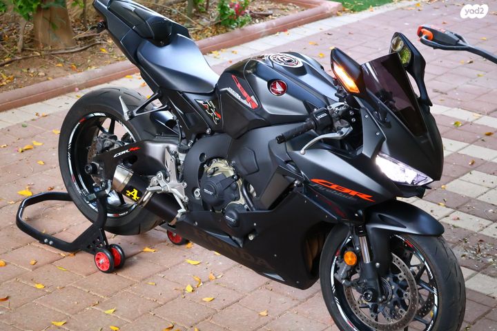הונדה CBR1000RR