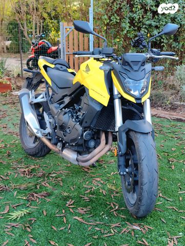 הונדה HORNET 750