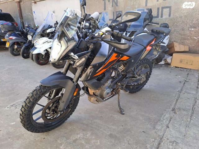 KTM Duke