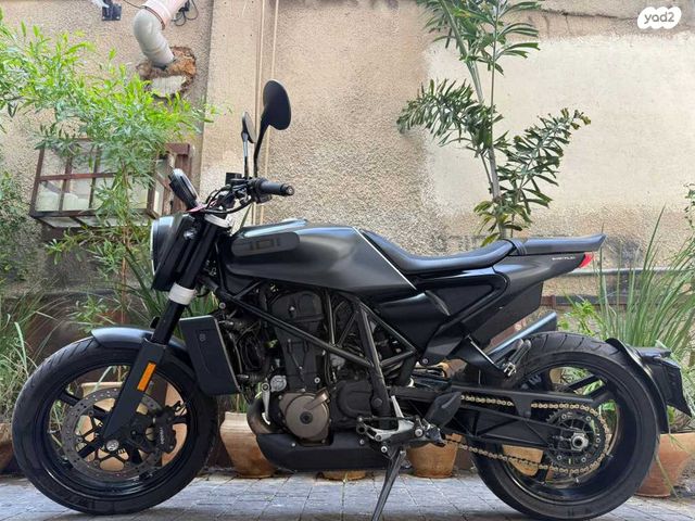 הוסקוורנה SVARTPILEN 701