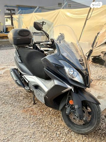 מודעת רכב קימקו דאון-טאון 350