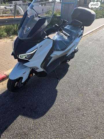 מודעת רכב סאן יאנג ג'וי-מקס 250 XI