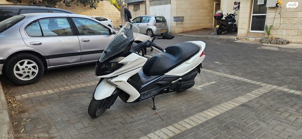 מודעת רכב קימקו דאון-טאון 250ABS