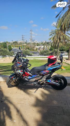 הונדה X-ADV750