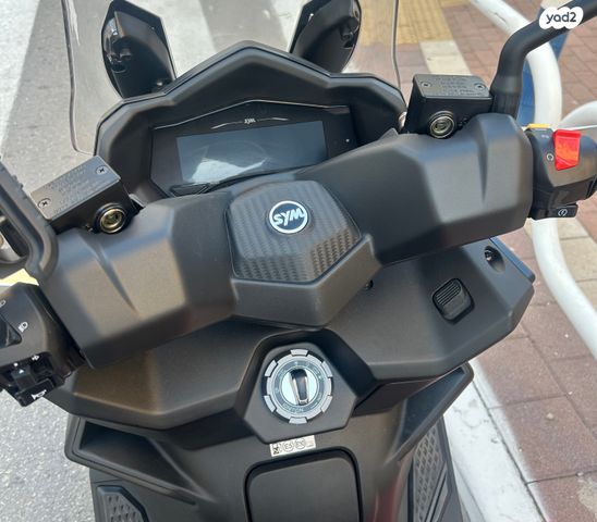 סאן יאנג ג'וירייד 300 15