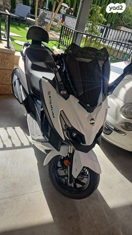 מודעת רכב סאן יאנג קרוזים 300 אלפא