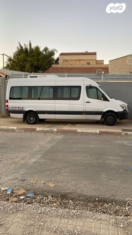 מיניבוסים ורכבי הסעות