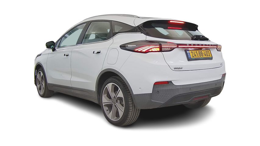 ג׳ילי Geometry C