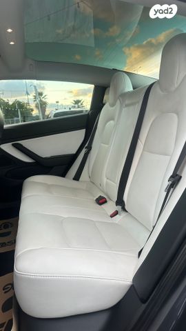 מודעת רכב טסלה מודל 3 2