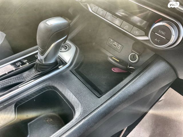 ניסאן סנטרה