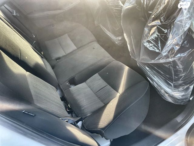 ניסאן סנטרה