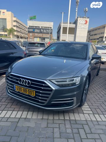 מודעת רכב אאודי A8