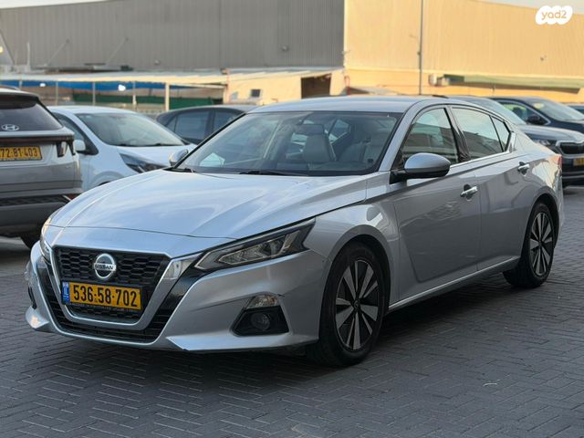 ניסאן אלטימה