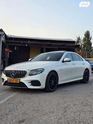 מודעת רכב מרצדס-בנץ E-class