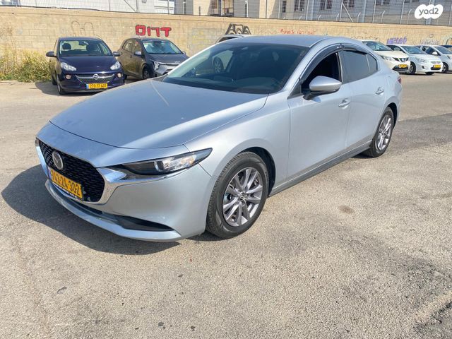 מודעת רכב מאזדה 3