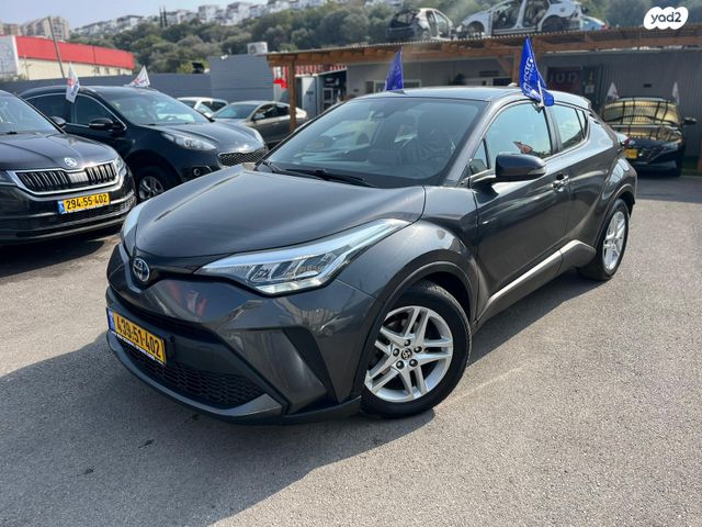 מודעת רכב טויוטה C-HR