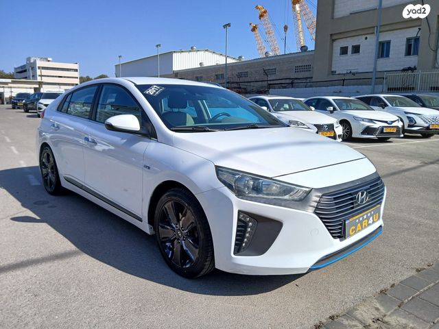 יונדאי איוניק