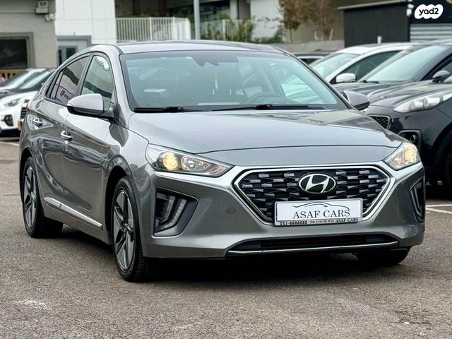 יונדאי איוניק