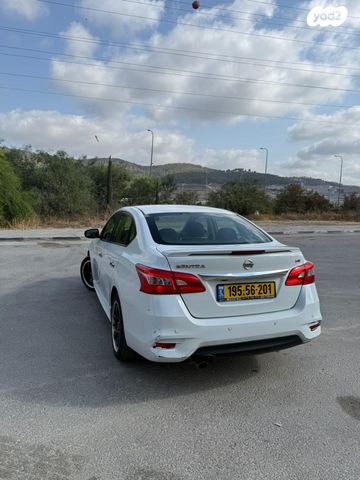 ניסאן סנטרה