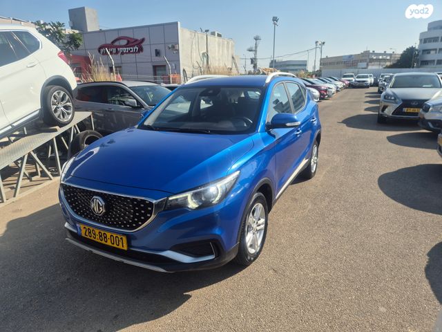 מודעת רכב אם ג'י ZS