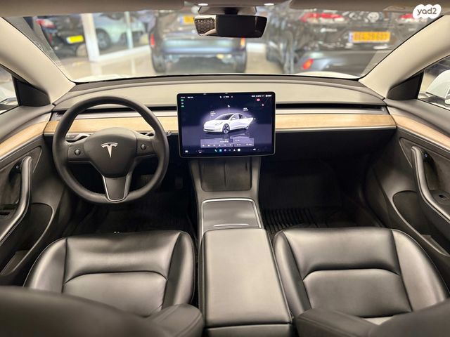 טסלה מודל 3