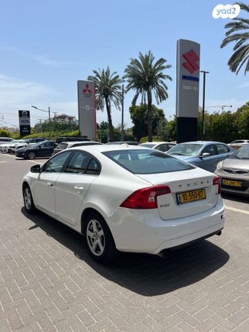 וולוו S60