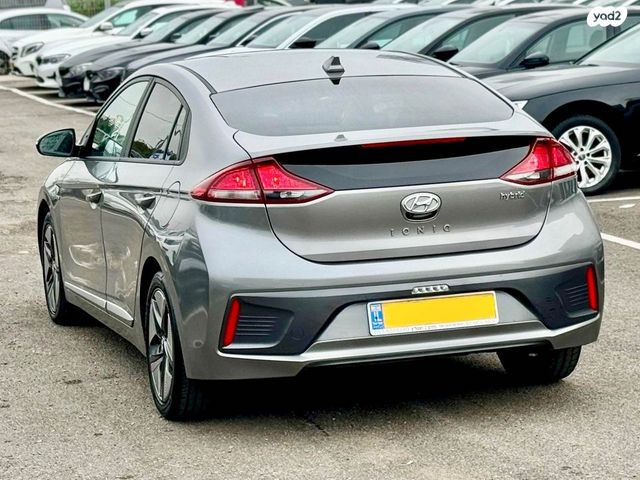 יונדאי איוניק