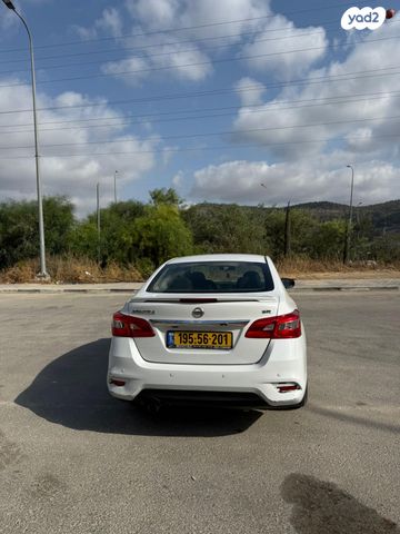 ניסאן סנטרה