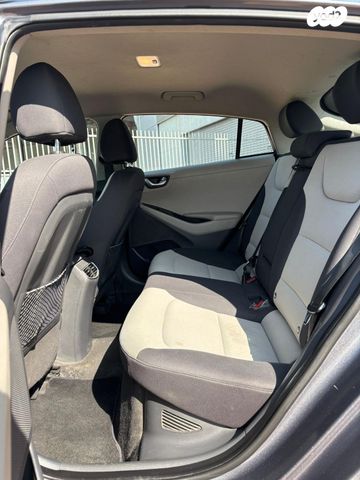 יונדאי איוניק