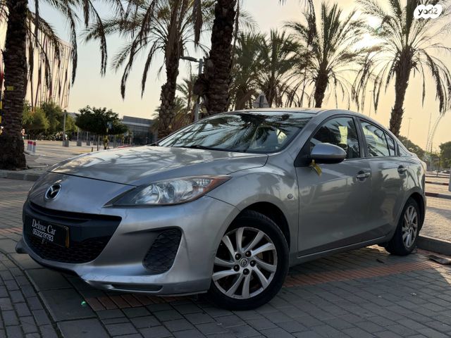 מודעת רכב מאזדה 3