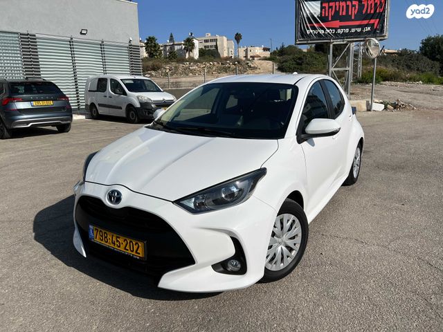 מודעת רכב טויוטה יאריס