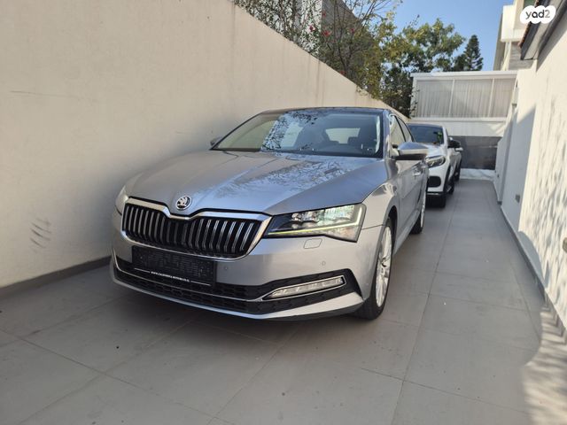 מודעת רכב סקודה סופרב