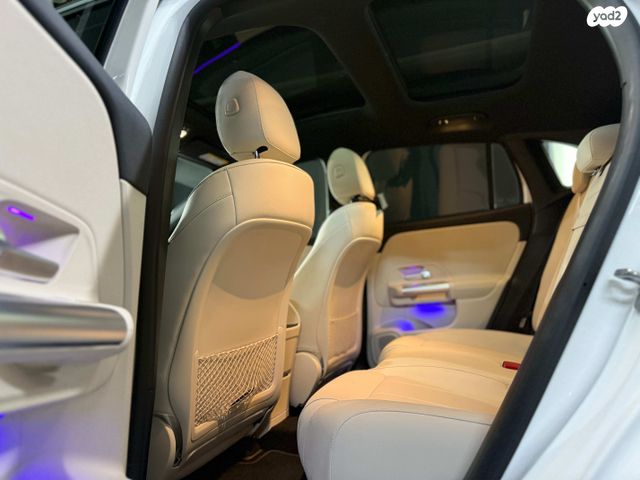 מרצדס-בנץ EQA