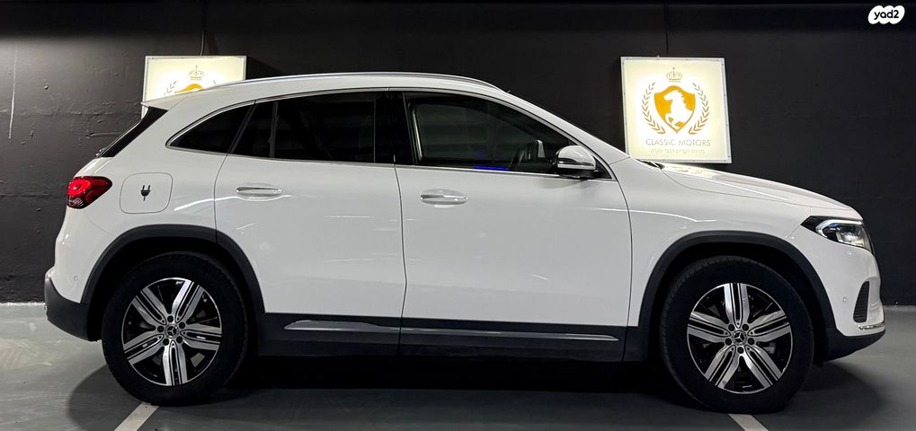 מרצדס-בנץ EQA