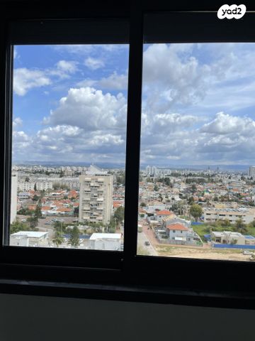 חיים לסקוב 7