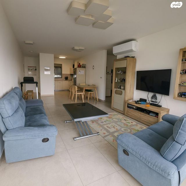 קרן היסוד 90