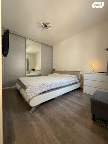 דירה, כצנלסון 84, לב העיר, בת ים