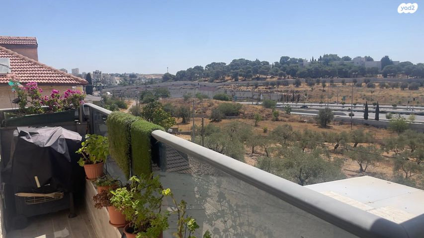 דופלקס, שלמה דוגה 33, גילה, ירושלים