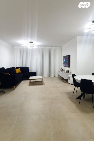 דירה, שדרות רובע יזרעאל 18, רובע יזרעאל סביוני העמק, עפולה