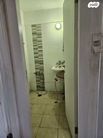 דירה, יצחק שדה 40, מרכז עפולה עלית, עפולה