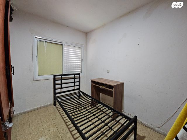 דירה, יהושע בן נון 41, צה"ל, ראש העין