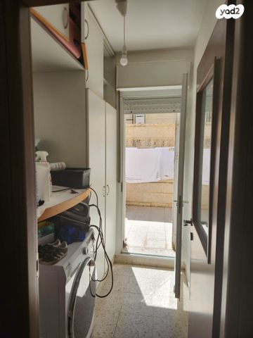 דו משפחתי, הרותם 15, צמח השדה, מעלה אדומים